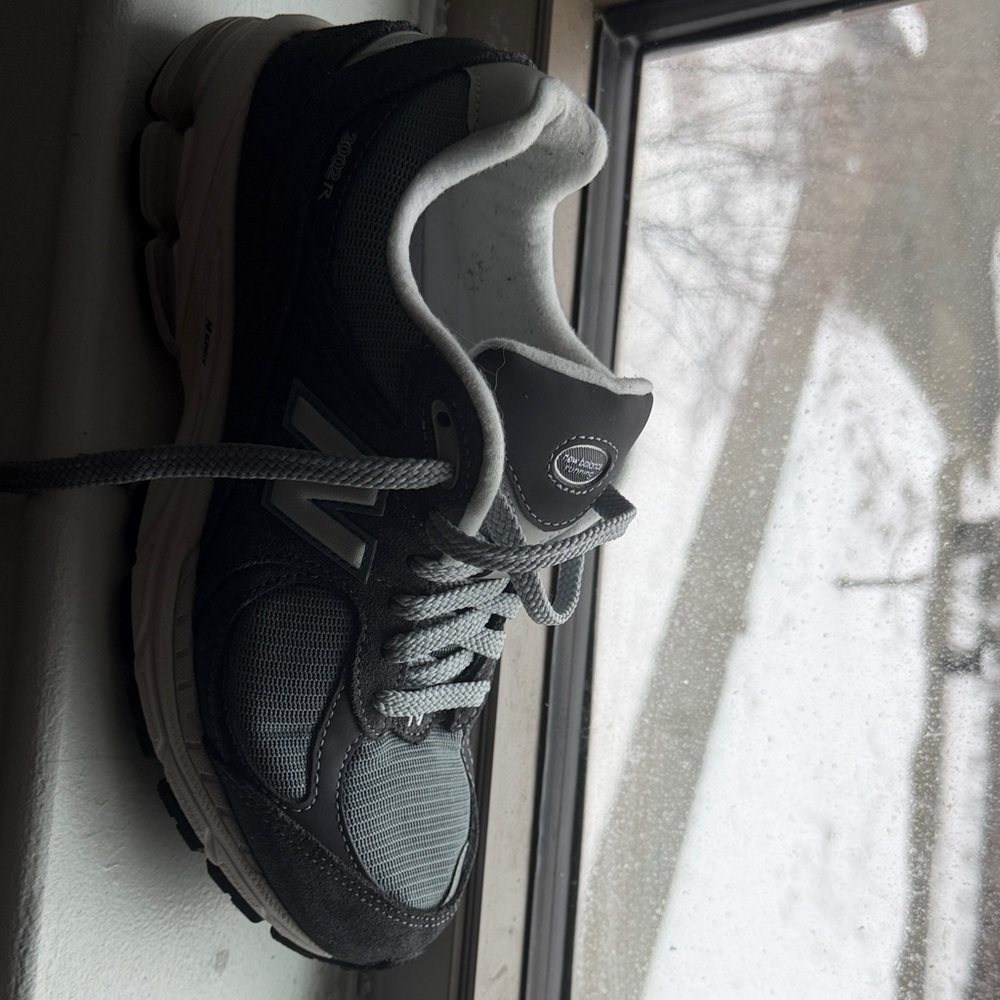 New Balance Kids Sneakers - Black and White
